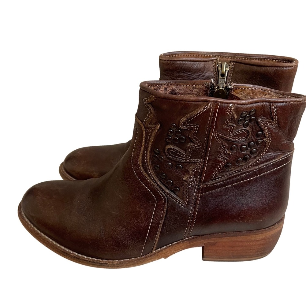 Taos Brown Leather Western Ankle Boots Studded Embroidered Size 37 EU Womens